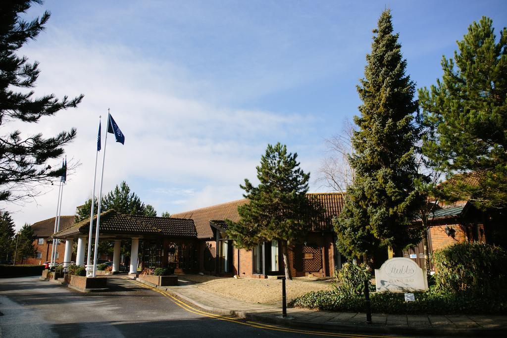 Hilton Newbury Centre Hotel Eksteriør billede
